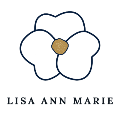 Logo Lisa Ann Marie – Transp Background